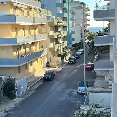 Lido Vistamare דירה